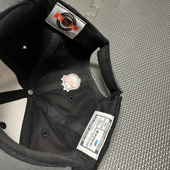 Deadstock Ottawa senators NHL Bauer Mens Hat Black NWT one size - Picture 7 of 7